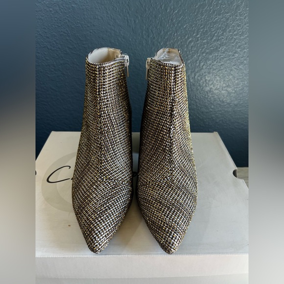 NIB Elegant Women's Sparkle Ankle Booties - Picture 2 of 8